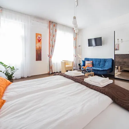 Danube Riverside Apartment