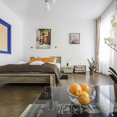 Danube Riverside Apartment Budapest